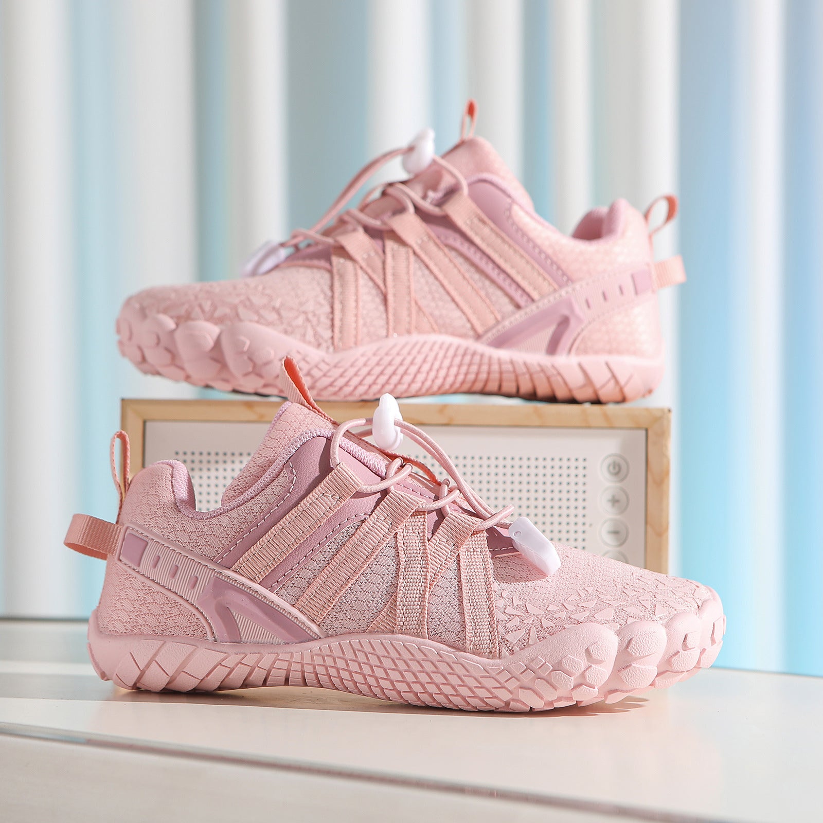 Children's Outdoor Hiking Fitness Barefoot Upstream Shoes